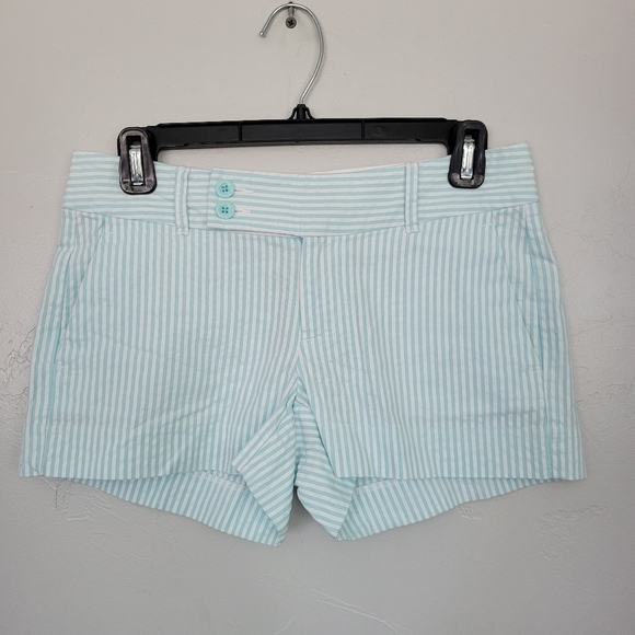 Banana Republic 0 Ryan Fit Light Blue & White Stripes Shorts Seersucker 2 Button - Picture 1 of 5